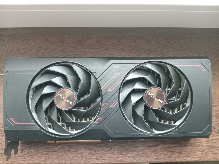 Vand placa video RX 7800XT Sapphire Pulse impecabila,accept orice test