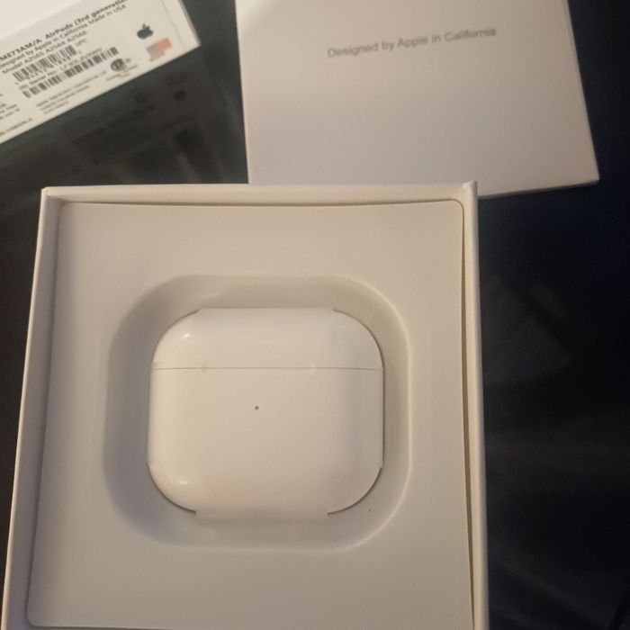 Airpods3 поколения Продам или обменяю airpods 3 поколения очень дешево