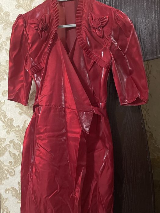 Костюмы двойки, летние сарафаны, нарядные