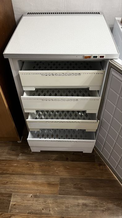 Продам морозилную камеру бирюса