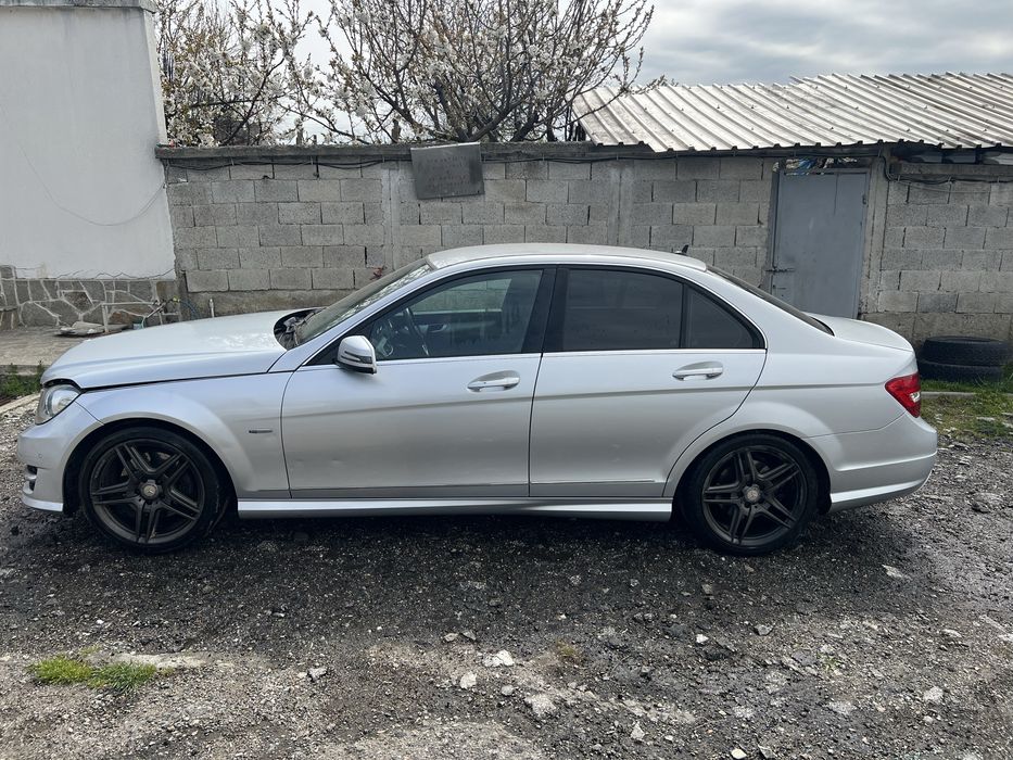 Мерцедес w204 2.5Cdi 204h.p