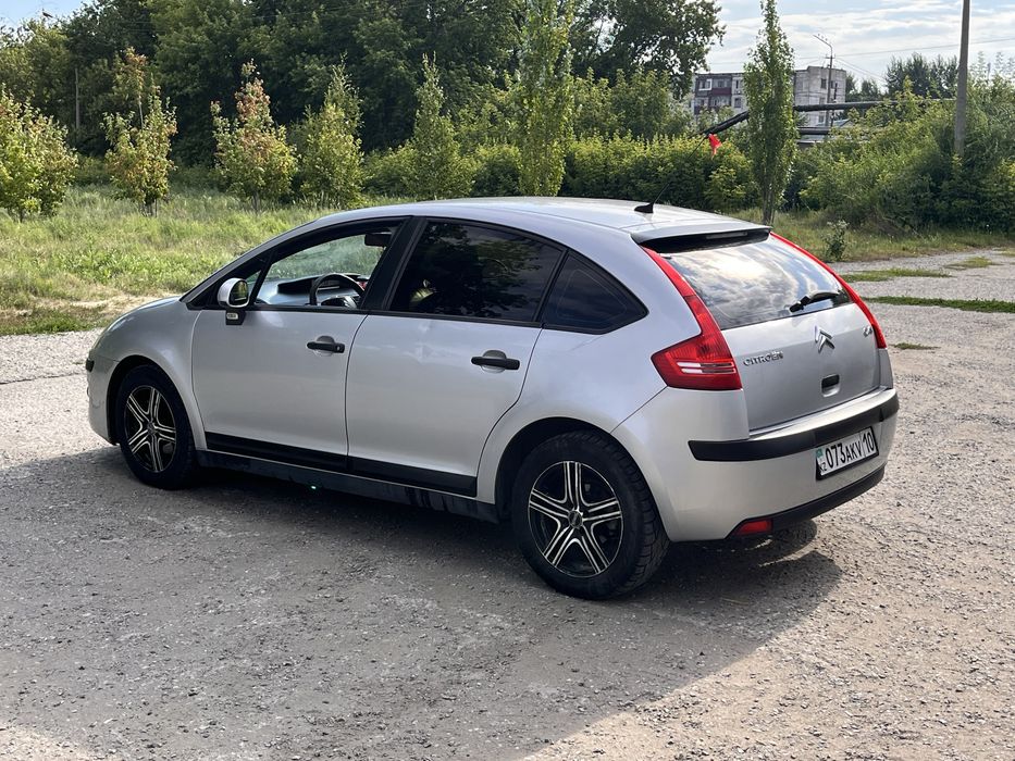 Продам машину на автомате