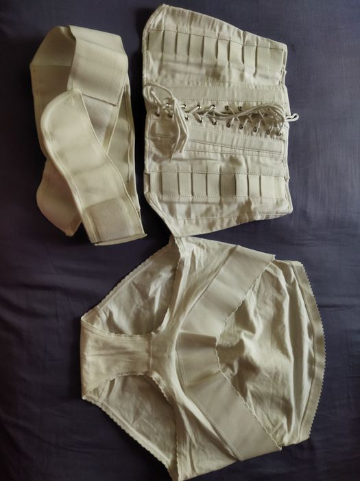 ПРОДАМ   Дородовый   бандаж ,   размер   М