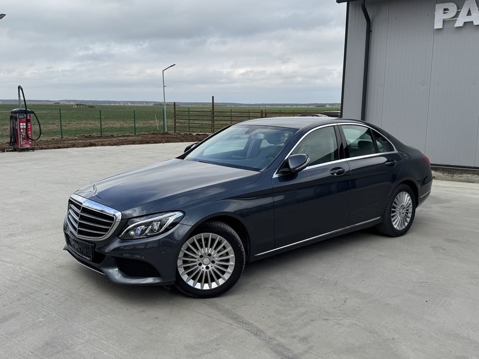 Mercedes 2015 Automat/Faruri Ils/camera/navi/piele/rate/garantie