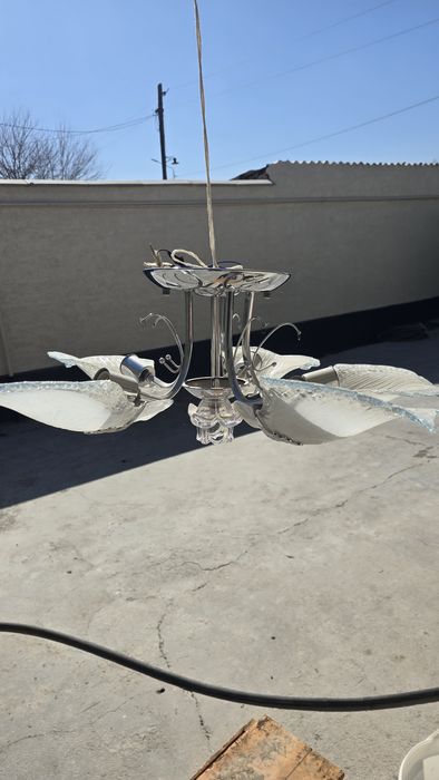 Люстры комнатные