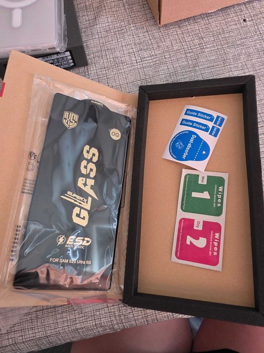 Samsung Galaxy S25 Ultra, 256 GB. Перфектен+ аксесоари.