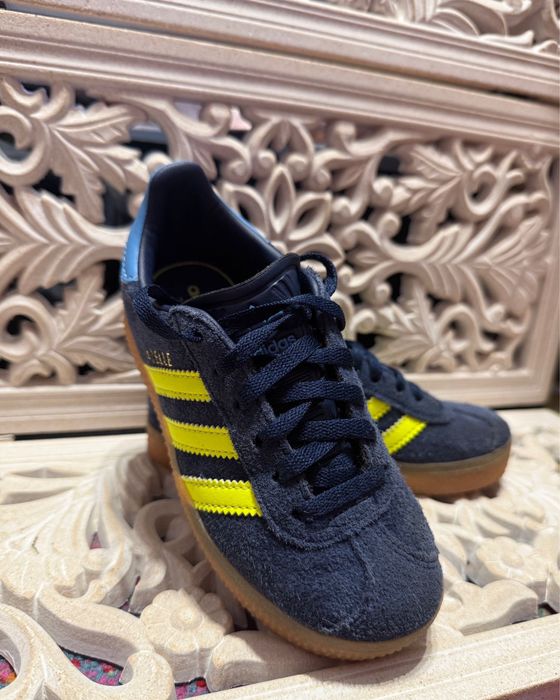 Adidas marimea 28