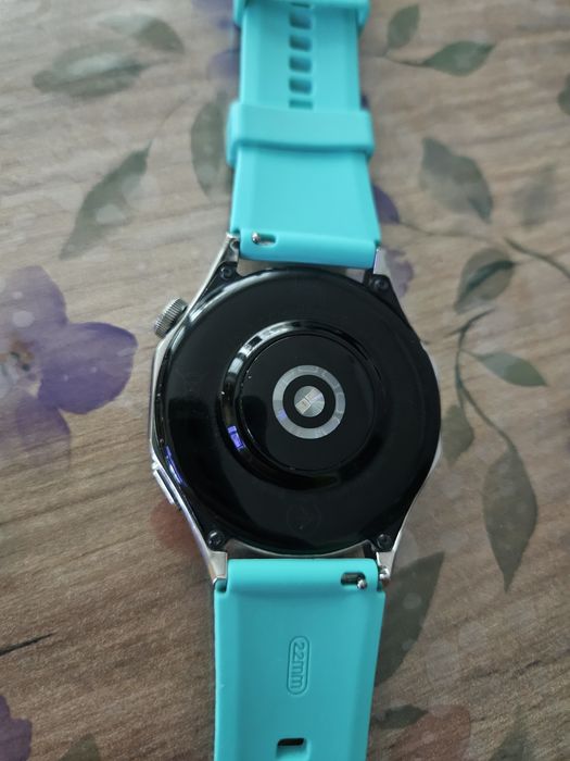 Часовник Huawei GT4