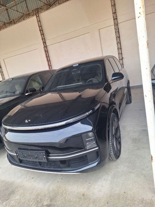 Lixiang   L 9 (без пробег). 2026 Restyling