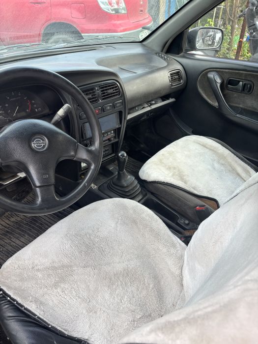 Автомобиль Ниссан Примьера