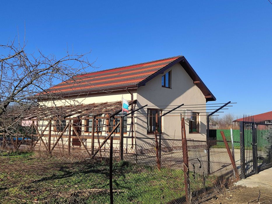 Продава се Къща в с. Царичино, Област Добрич - 100 кв.м за 1500 €/кв.м - Снимка #4