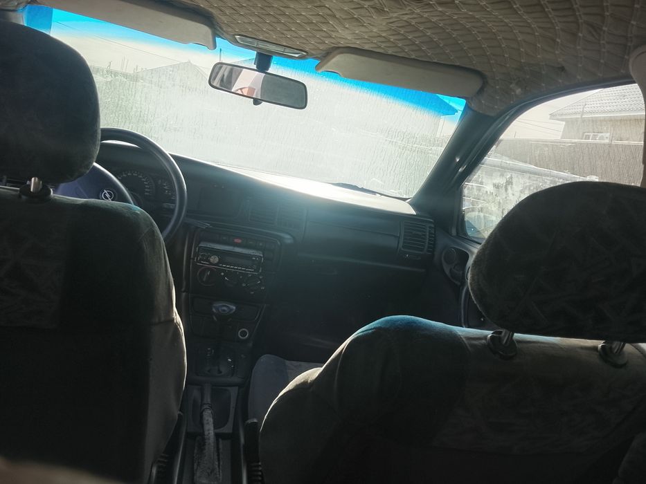 Авто Opel Vektra 1,6