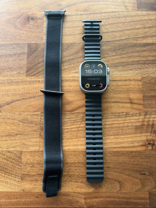 Vând Apple Watch Ultra 2, 49 mm.