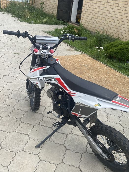 Продам питбайк Bst moto 125!