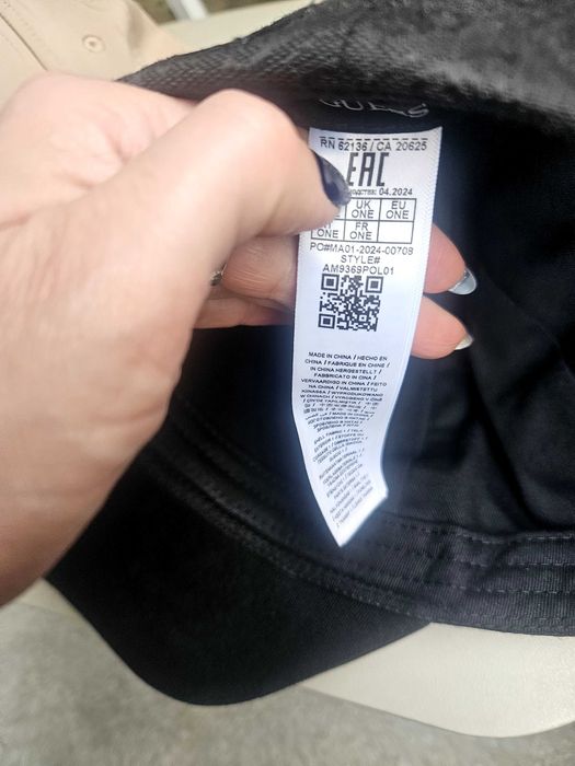 Нови оригинални шапки с козирка