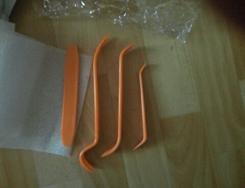 Инструмент для демонтажа обшивки авто