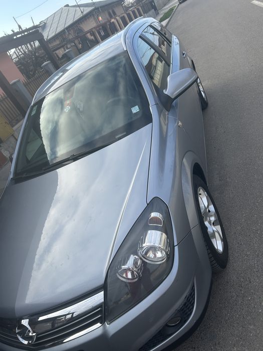 OPEL ASTRA 29/03/2010