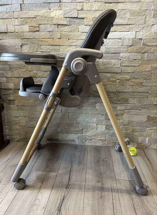 Стол за хранене KikkaBoo Olive – регулируем, сгъваем, много запазен