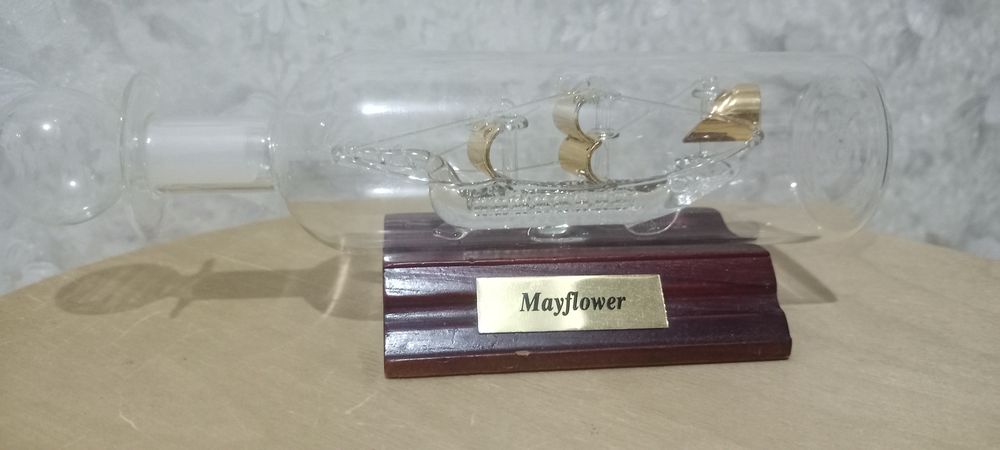 Корабль в бутылке