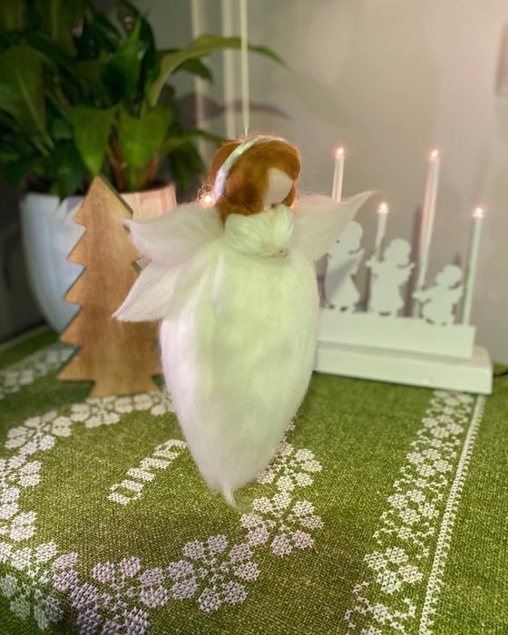 Decoratiune Ingerasi/Zane hand made din lana