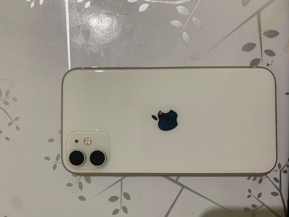 СРОЧНА САТАМ!! Айфон Хr, Айфон 11