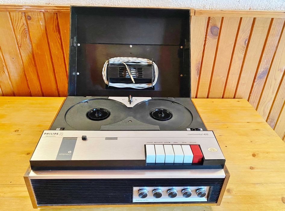 Цена - 75€. Магнетофон PHILIPS - Continental 420 - 1966 г.