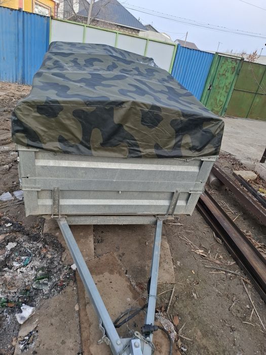Продаётся прицепы 1 осьный и 2 осьный