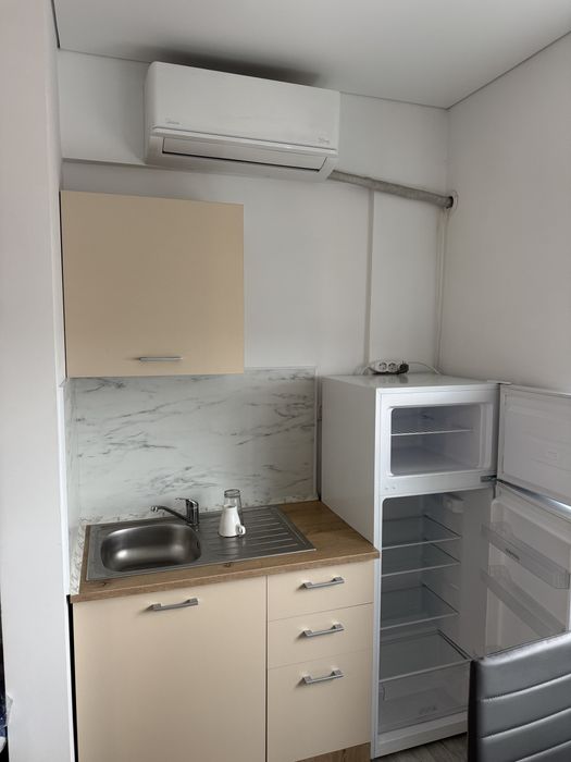 Inchiriez Garsoniera in Complex Pollux Chiajna