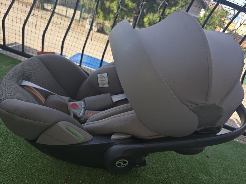 Бебешко кошче за автомобил