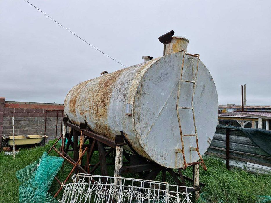 Ёмкость большая 20 кубов