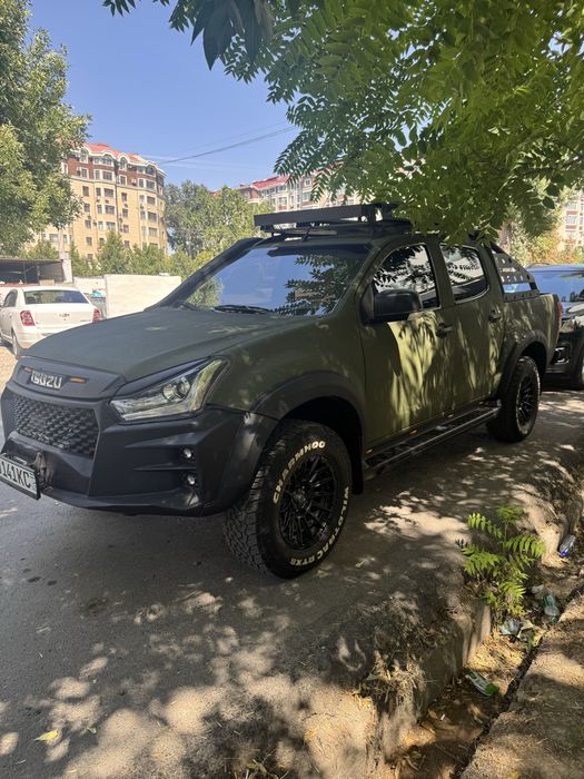 Продажа ISUZIU DMAX Пикап
