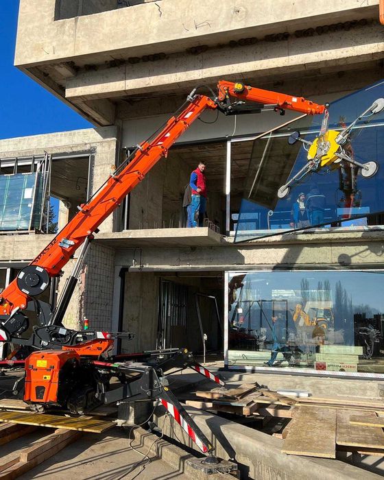 Inchiriere macara spider si ventuza
