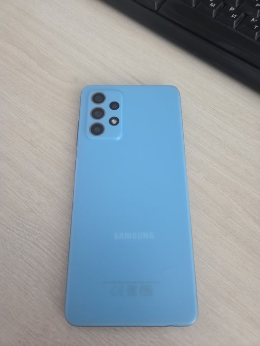 Самсунг А52 в хорошем состояние