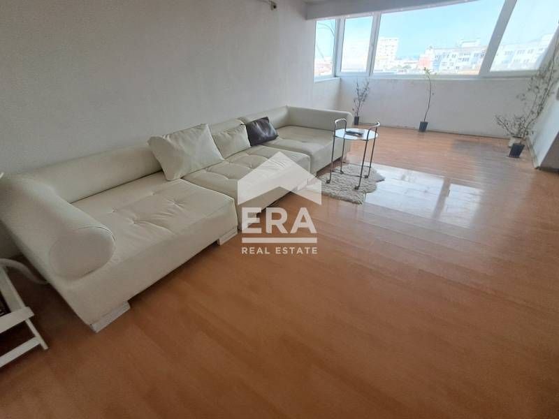 Продава се Тристаен апартамент в Варна, Лятно кино Тракия - 97 кв.м за 1743 €/кв.м - Снимка #1