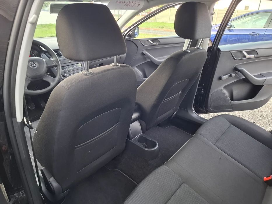 Skoda RAPID Skoda Rapid 1.6TDI an 2013, Posibil vanzarea in RATE