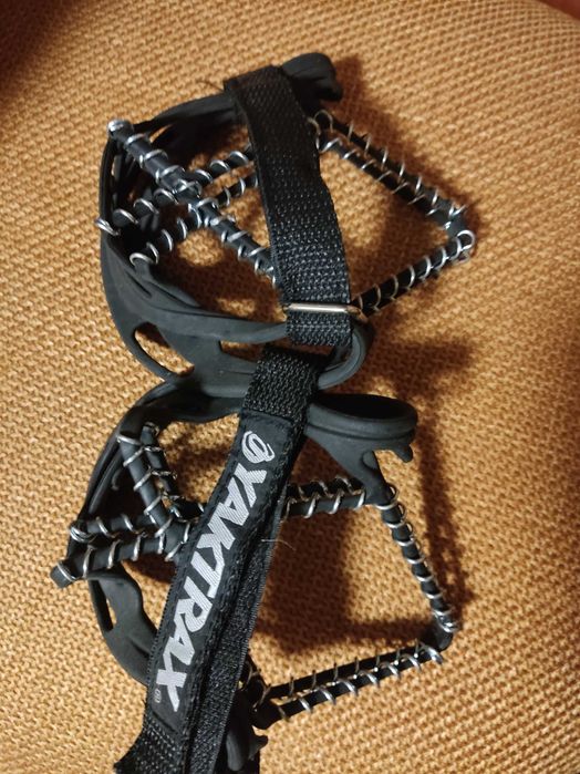 Детектор за дим, Yaktrax Pro снего-ледоходки чисто нови