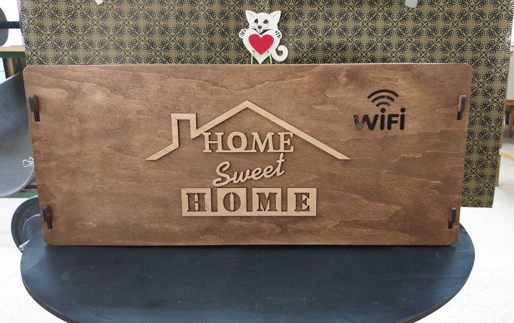 Декоративная полка для WiFi роутера.