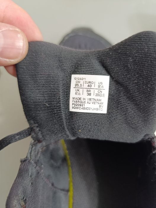 Asics GEL - номер 40