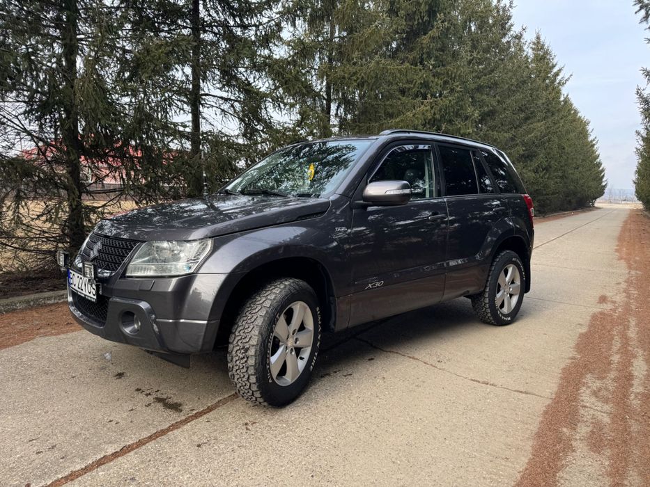 Suzuki grand vitara 2011