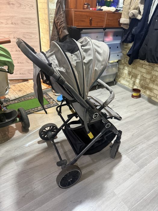 Удобна многофункциональная в хорошем качестве коляска.