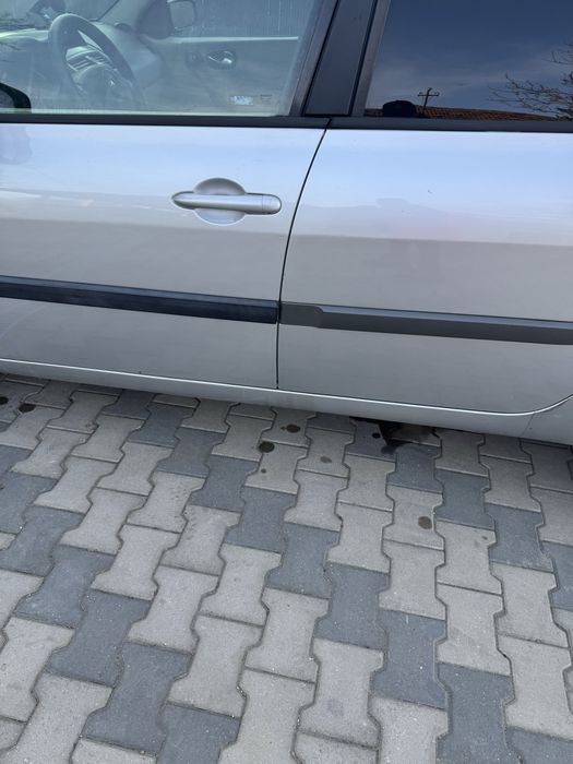 Renault megane 2 /an 2006 /1,6 benzina + GPL omologat 2032