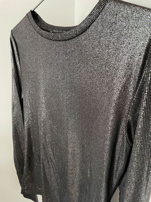 Черна бляскава блуза Mohito НОВА