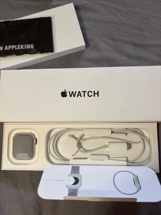 Часовник Apple watch SE2