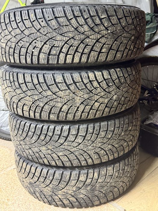 Продам срочно зимнюю резину