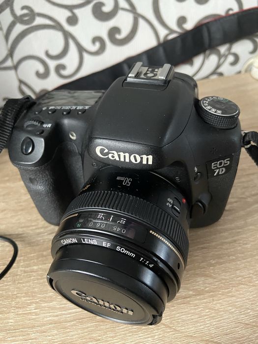 Фотоаппарат Canon 7D