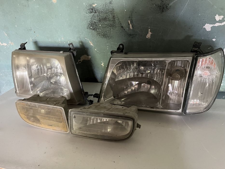 Фары крузак 100