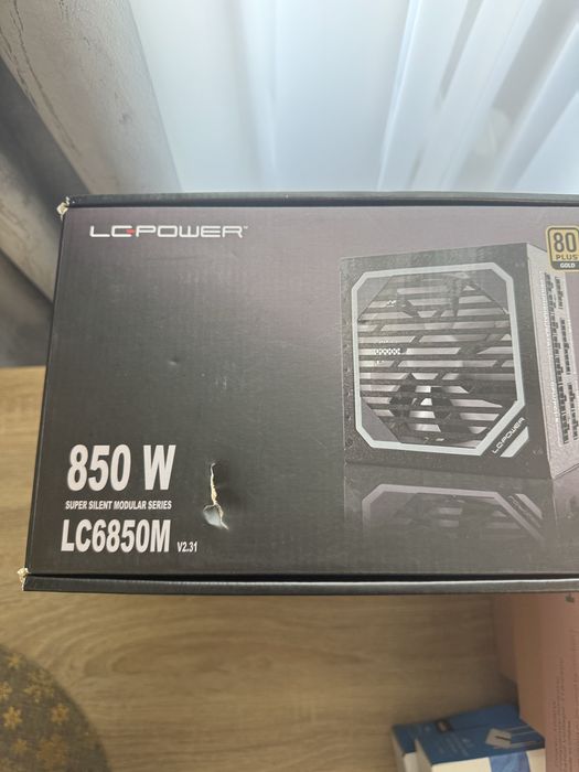 Vand sursa lc power noua