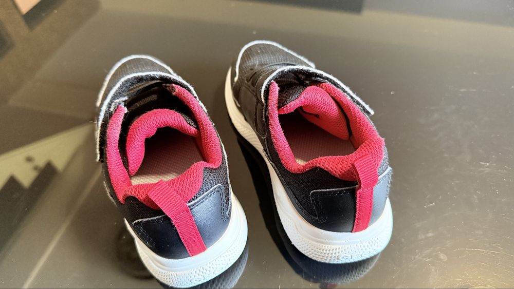 Adidasi Geox baietel marime 29