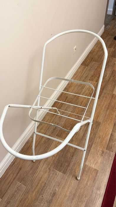 Подставка под ванночку