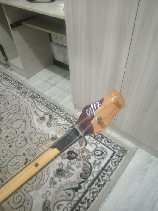 Домбыра иструмнт